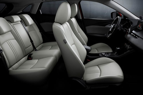 Thiết kế nội thất Mazda CX-3 2021